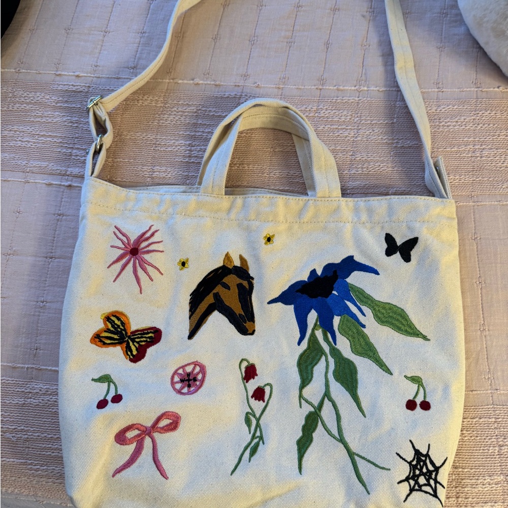 Baggu Embroidered Duck Canvas Tote Bag